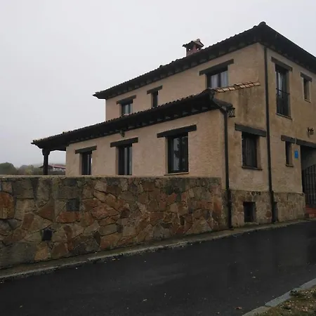 El Mirador Del Hayedo Сasa de vacaciones Riofrio de Riaza